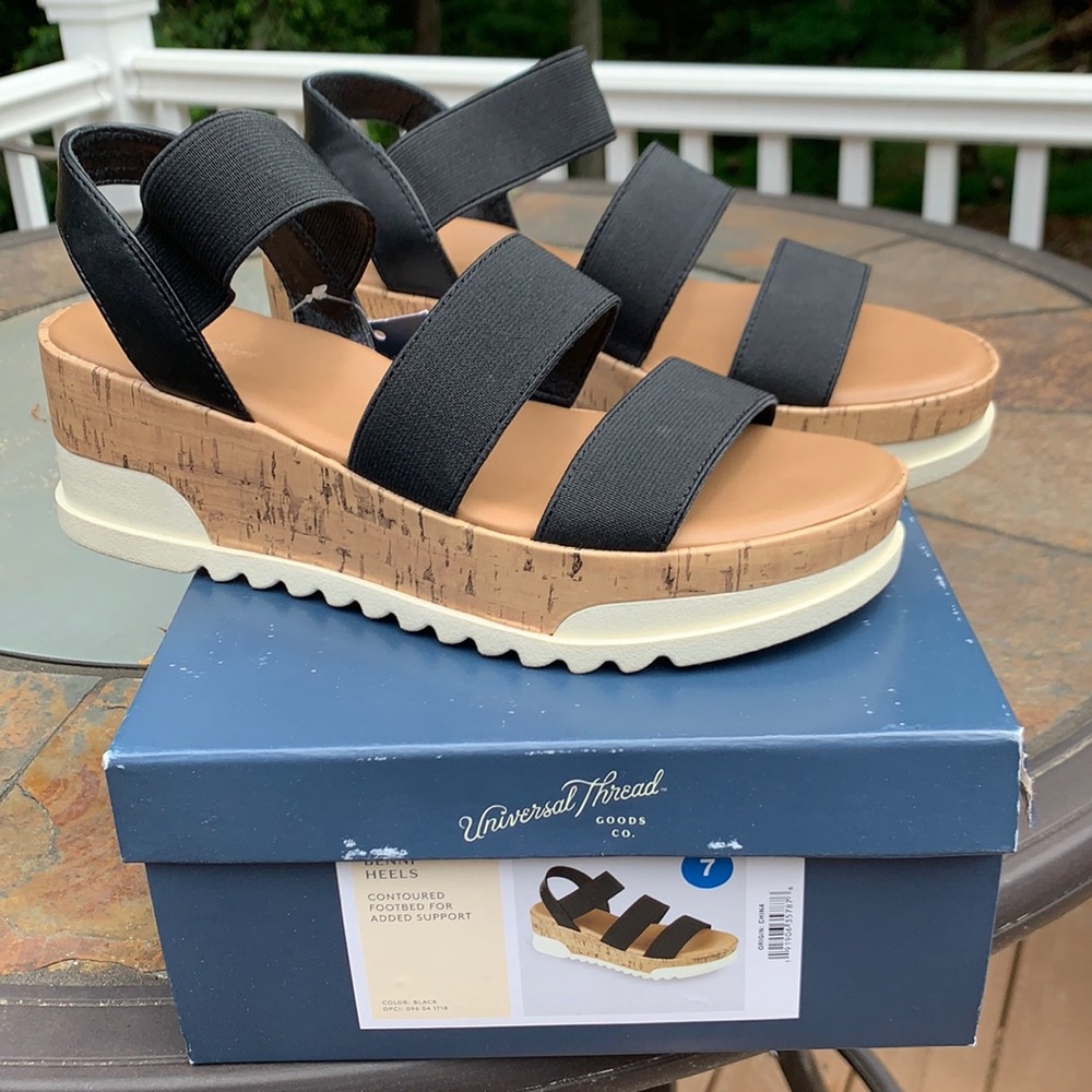 Black platform sandals